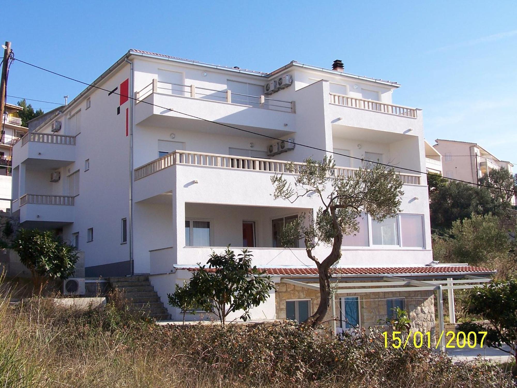 Apartments Perdijic Nemira 오미스 외부 사진