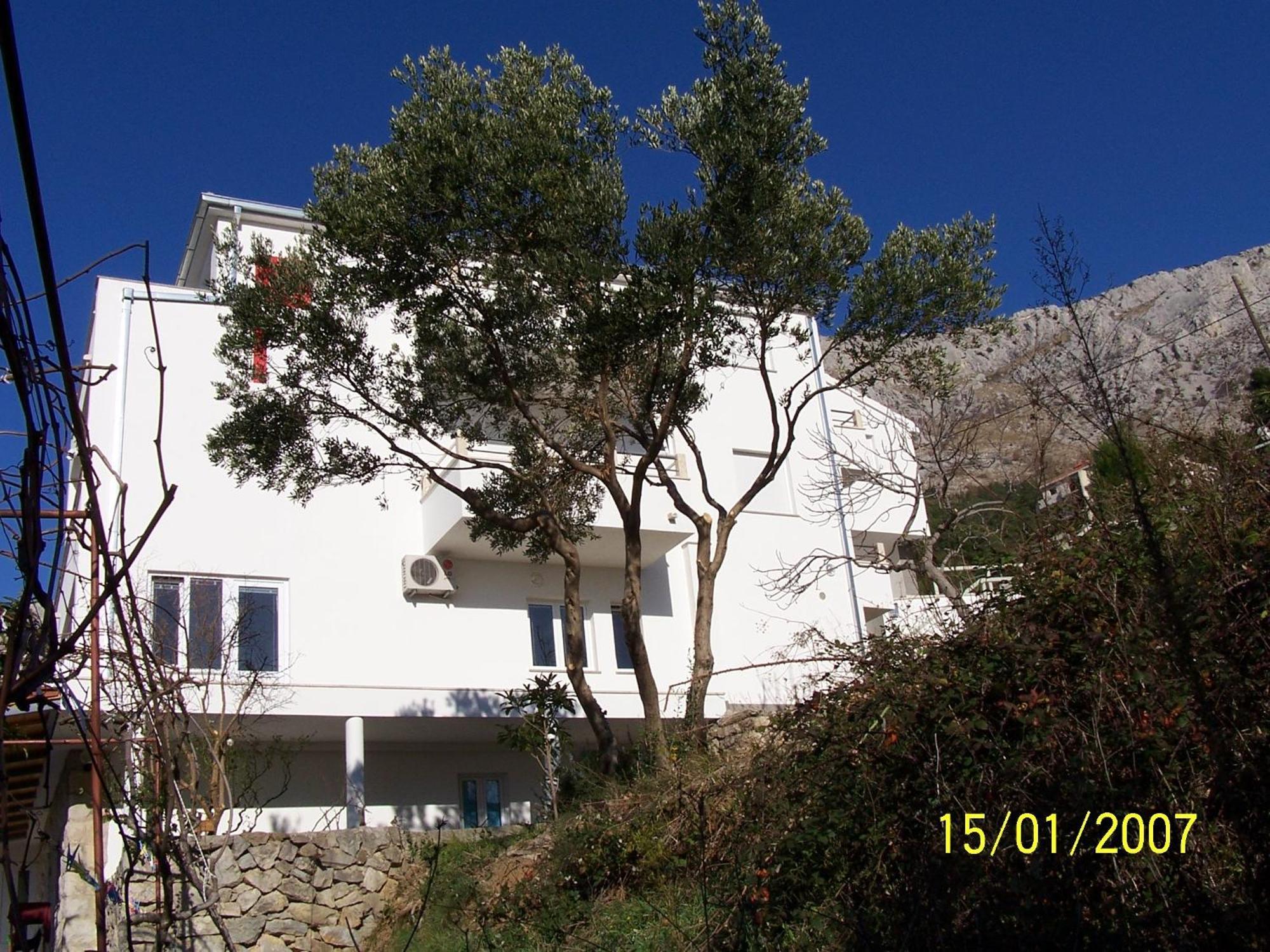Apartments Perdijic Nemira 오미스 외부 사진